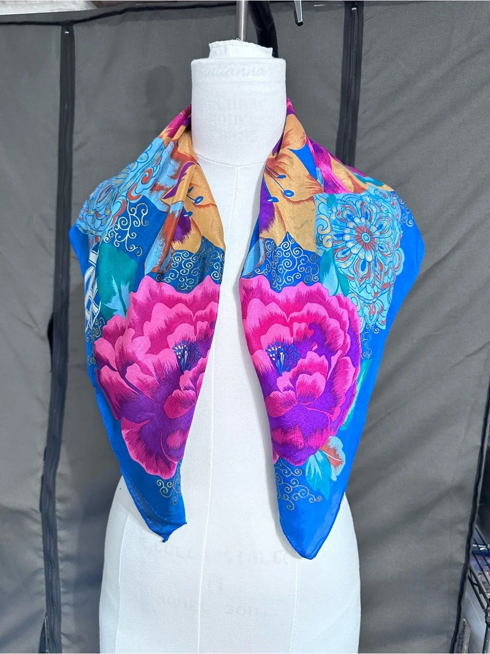 Silk Floral Print Blue & Pink Neck Scarf